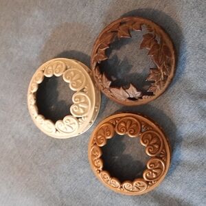 3 candle toppers great condition Vintage style